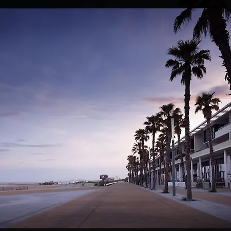 Le Grand Large T2 Climatise A 200 M Plage, Parking