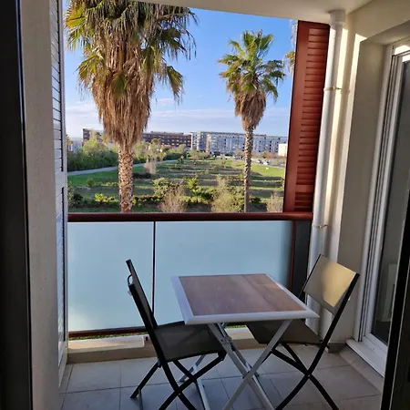 Le Grand Large T2 Climatise A 200 M Plage, Parking Apartment