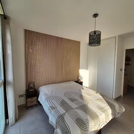 Le Grand Large T2 Climatise A 200 M Plage, Parking Apartment *